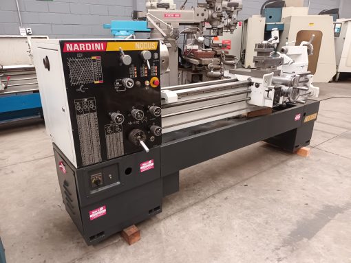 Torno mecânico Nardini ND-250 Reformado